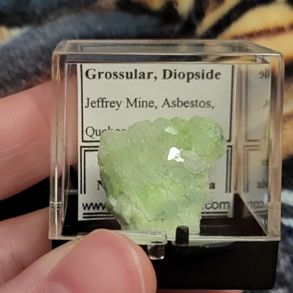 Diopside - Picture 1 of 2